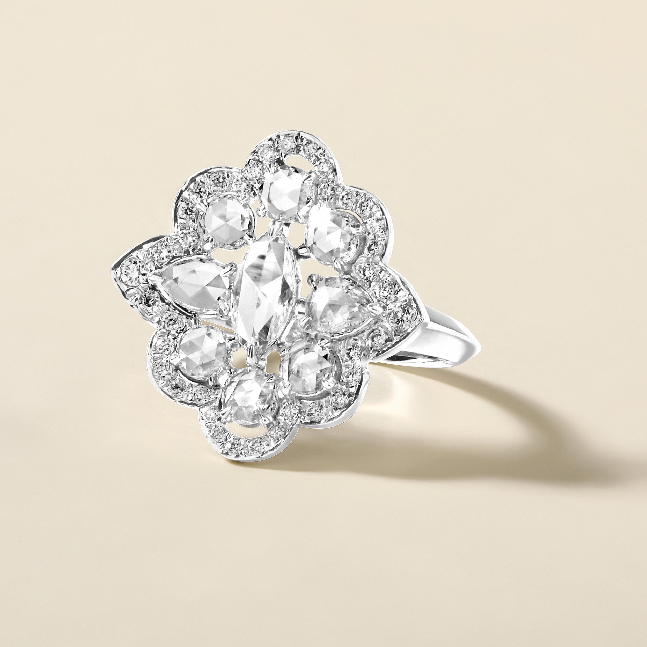Certified 18K Gold 1.1ct Rose-Cut Natural Diamond F-VVS Multi Shape Flower White Ring