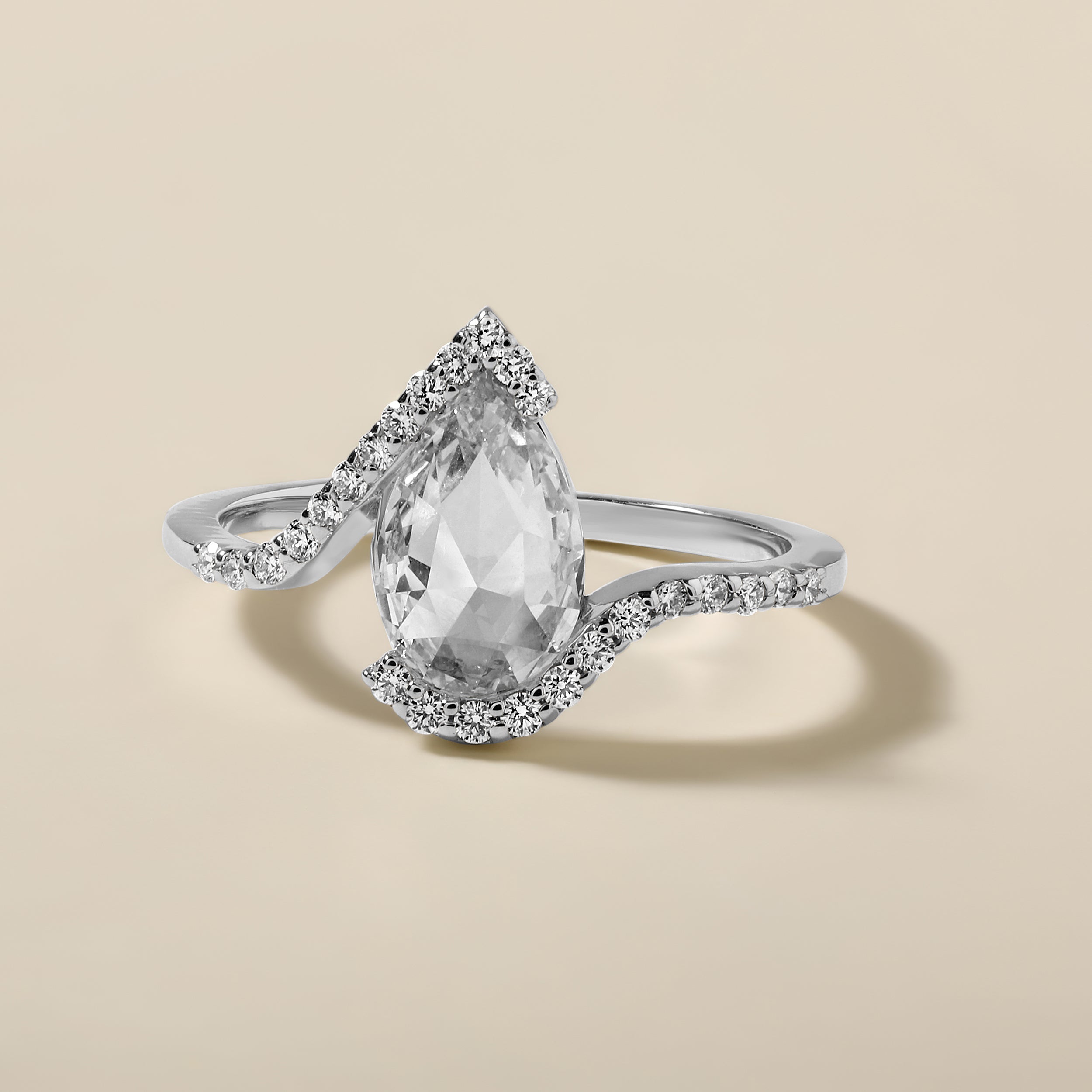 Certified 18K Gold 1.4ct Lab Created Diamond D-VVS Rose-Cut Pear Twist White Ring